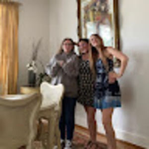 Meet your Posher, Angela